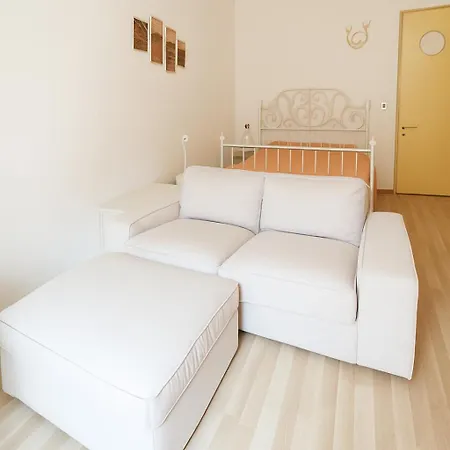 Cristoforo Colombo Loft アパート